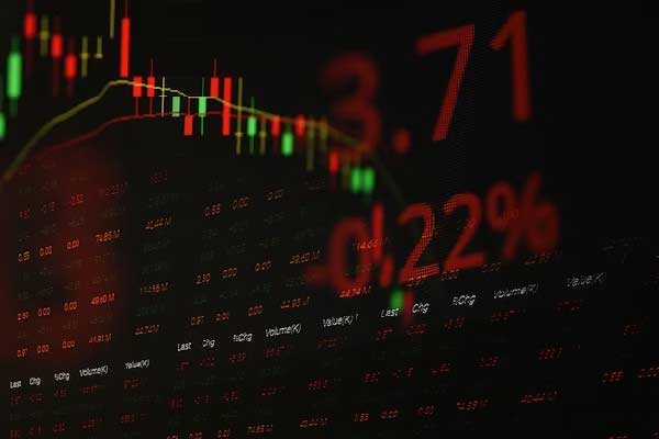 2025年1月15日外汇市场主要货币对上一交易日收盘价